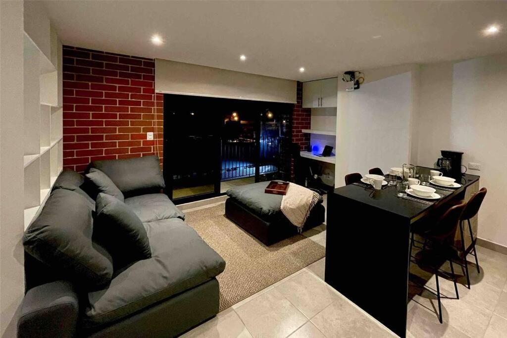 Lovely 1 Bedroom Unit With Free Parking Modra Zone 4 Guatemala Exterior foto